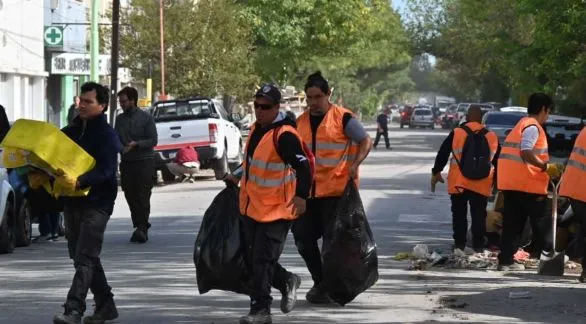 Bahía Blanca: ya funcionan la recolección de residuos, el transporte público y tiene luz el 70% de los usuarios